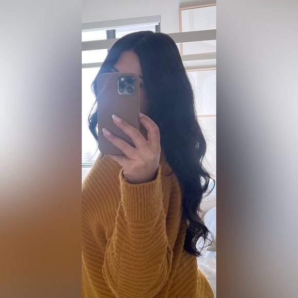 Hairvivi 24” Victoria Wig (Human Hair) - Picture 13 of 16